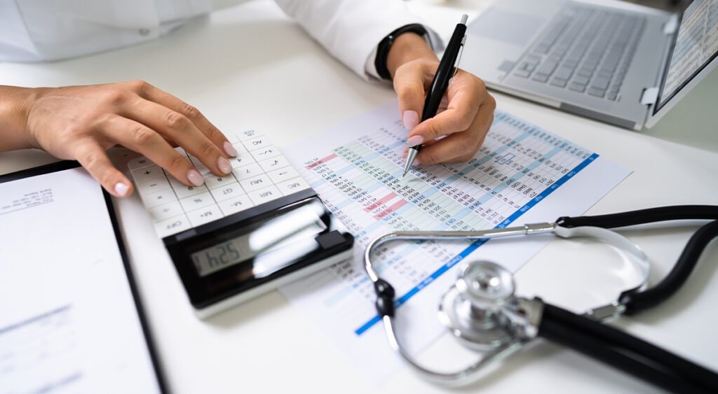 Majority of U.S. Hospitals Fall Short on New Medical Billing Standards, Study Reveals